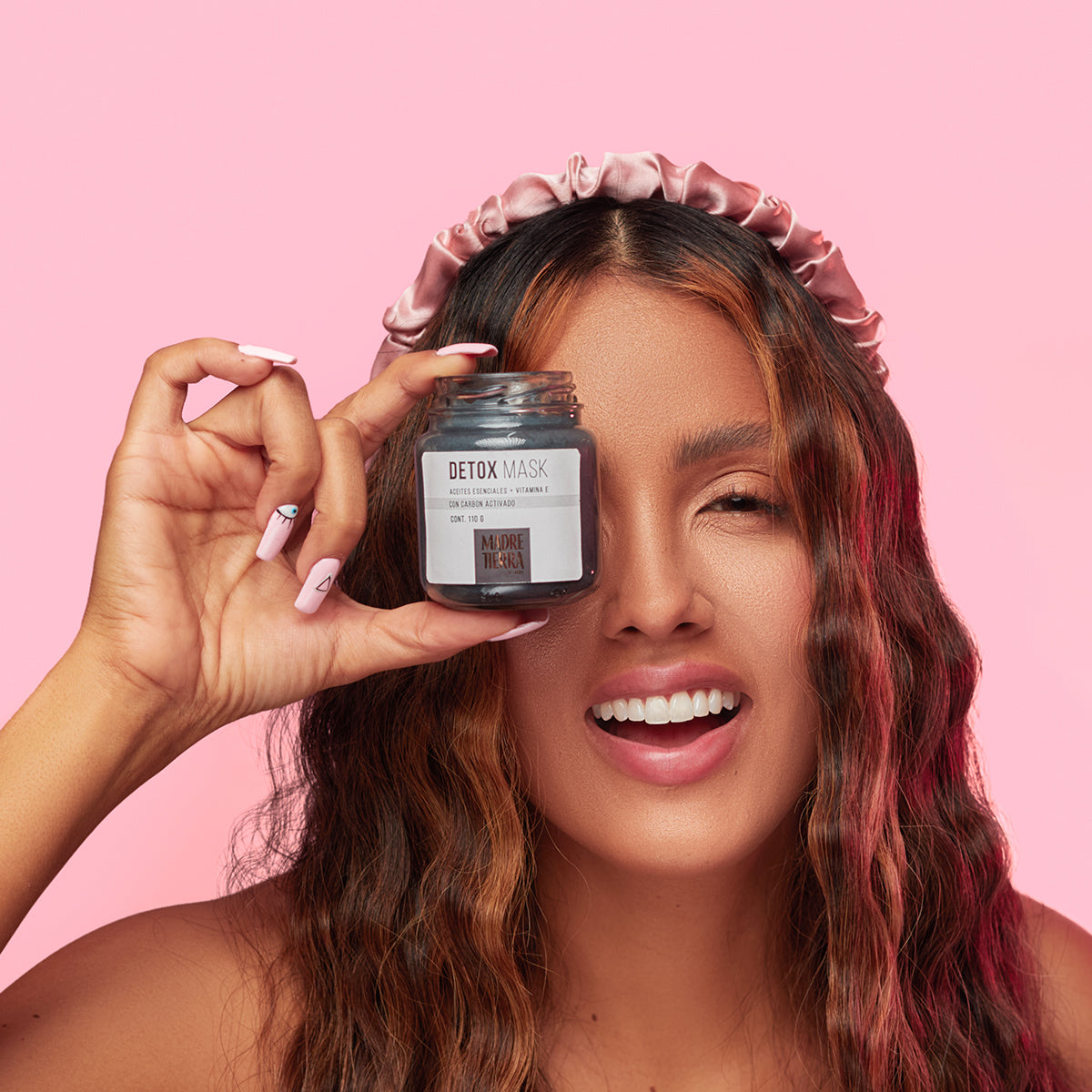 Mascarilla Detox con carbón activado - Madre Tierra Oficial